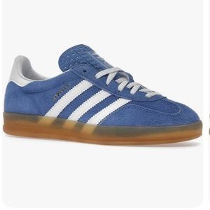 Adidas gazelle sky blue, white, gum sole- women’s size 9
